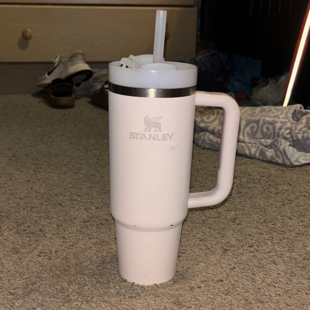 Stanley Light Pink Tumbler with Handle and Straw